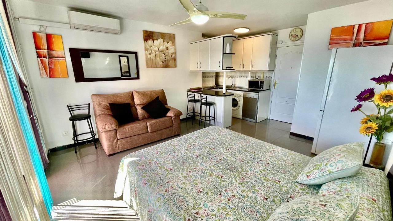 Bulto Carihuela Apartman Torremolinos Kültér fotó